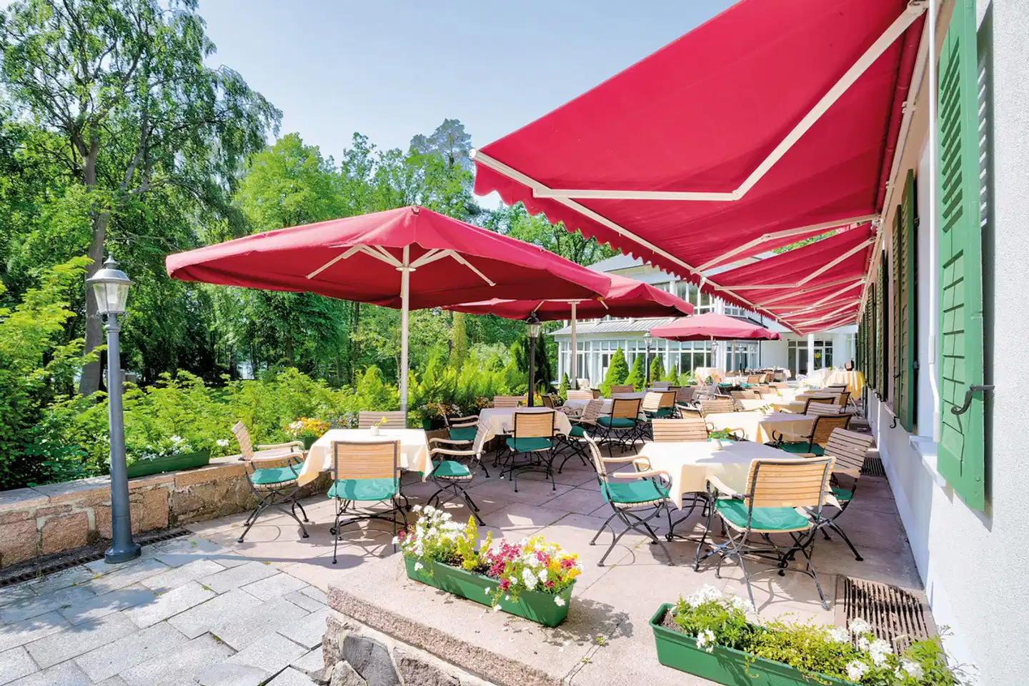 Hotel Döllnsee-Schorfheide Terrasse