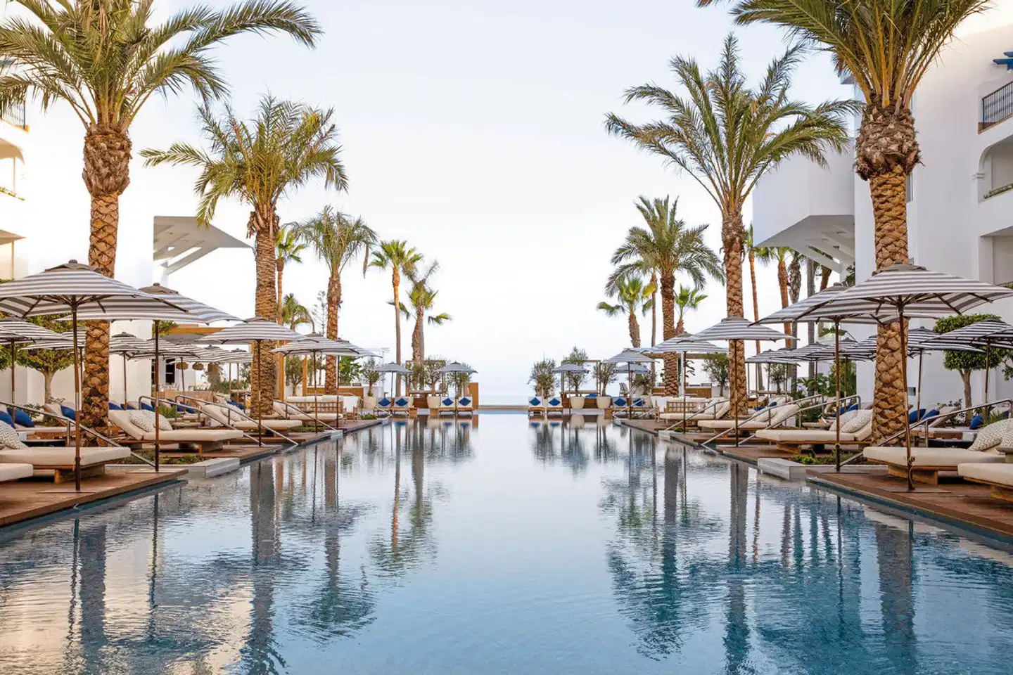 METT Hotel & Beach Resort Marbella - Estepona Pool