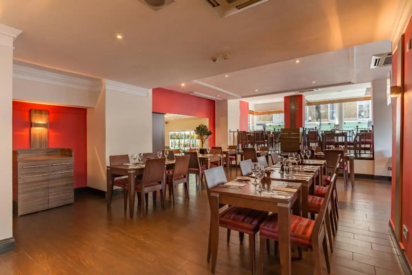 Thistle Trafalgar Square Restaurant