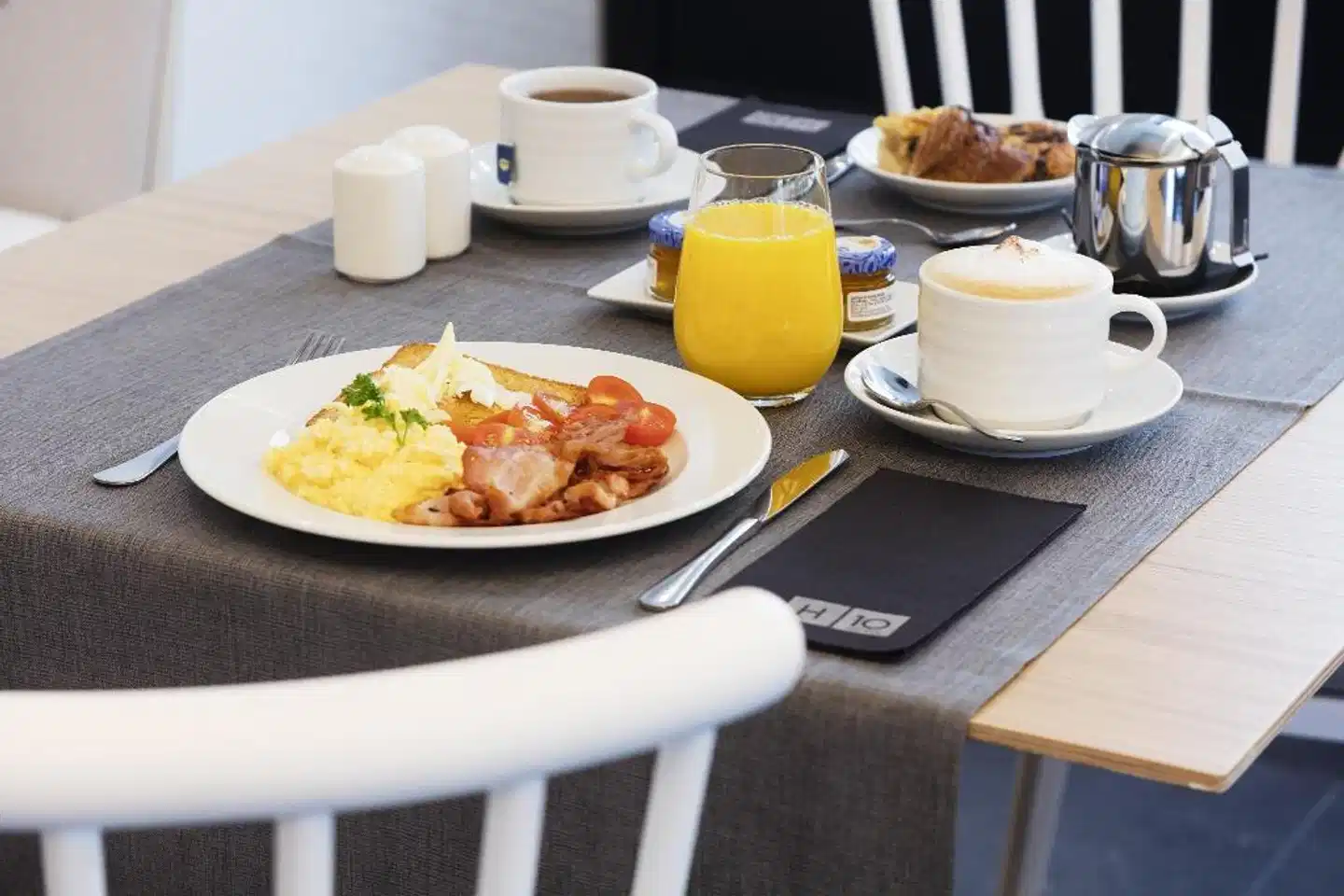 H10 Itaca Restaurant