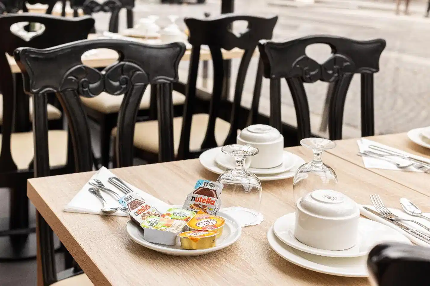 Opera Lafayette Restaurant