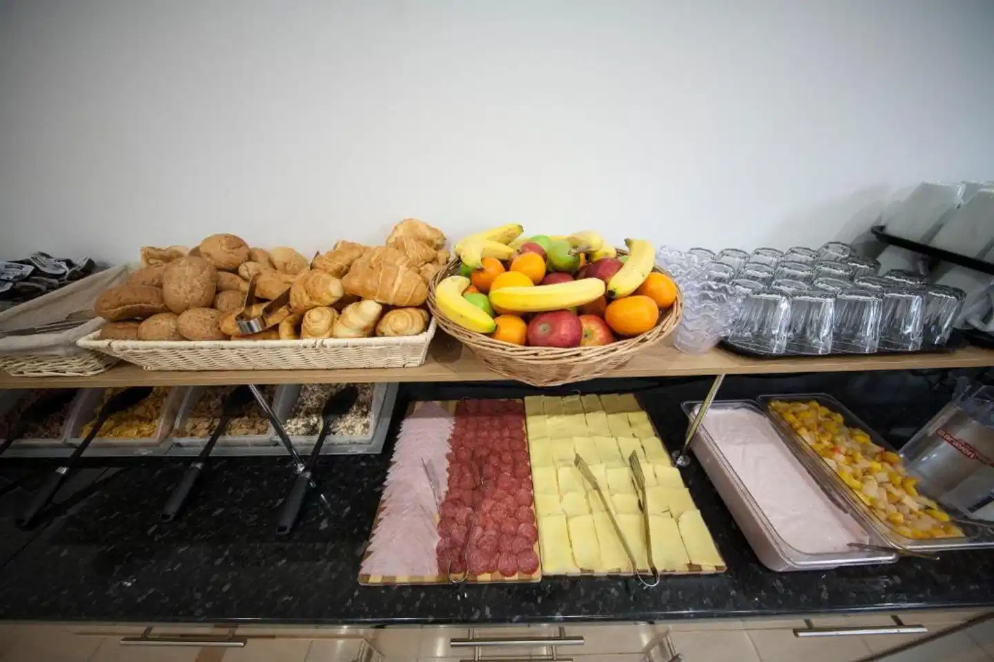 St. George's Inn Victoria Personen