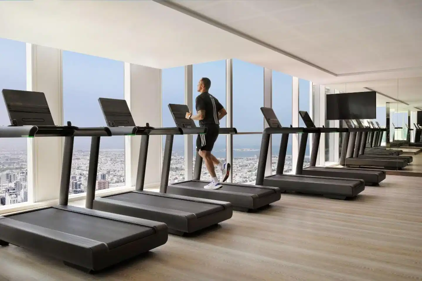 Sheraton Grand Hotel, Dubai Sport und Entertainment