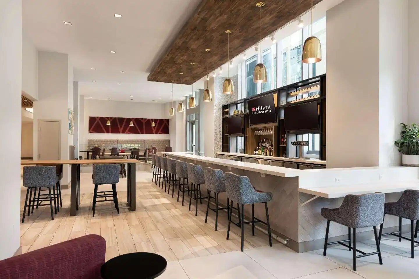 Hilton Garden Inn Long Island City New York Bar