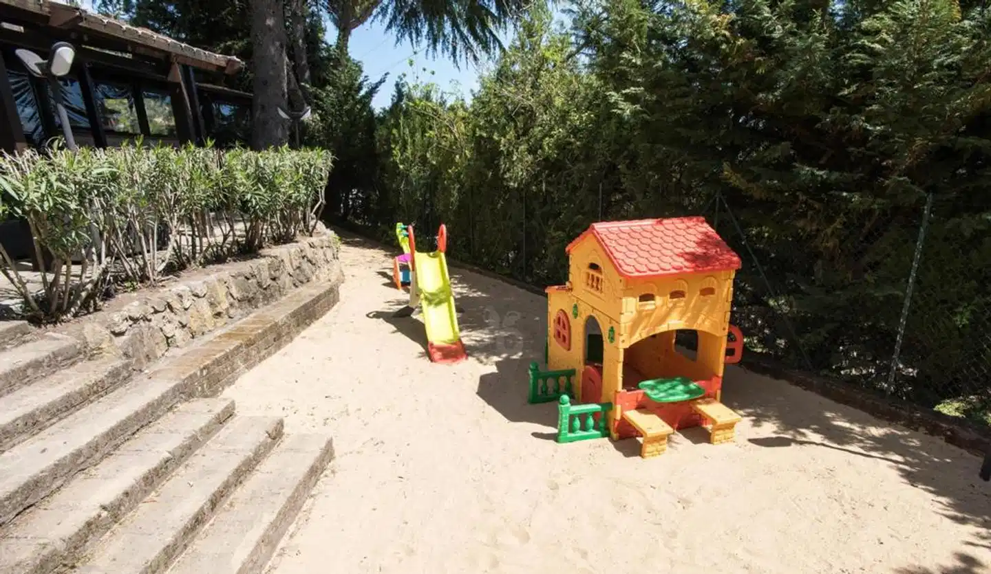 Happy Village Strand