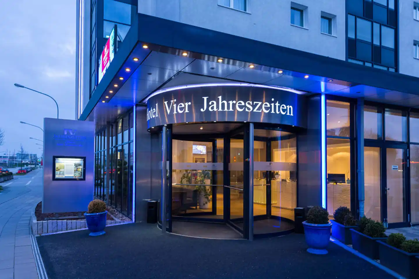 Hotel Vier Jahreszeiten Lübeck Aussenansicht