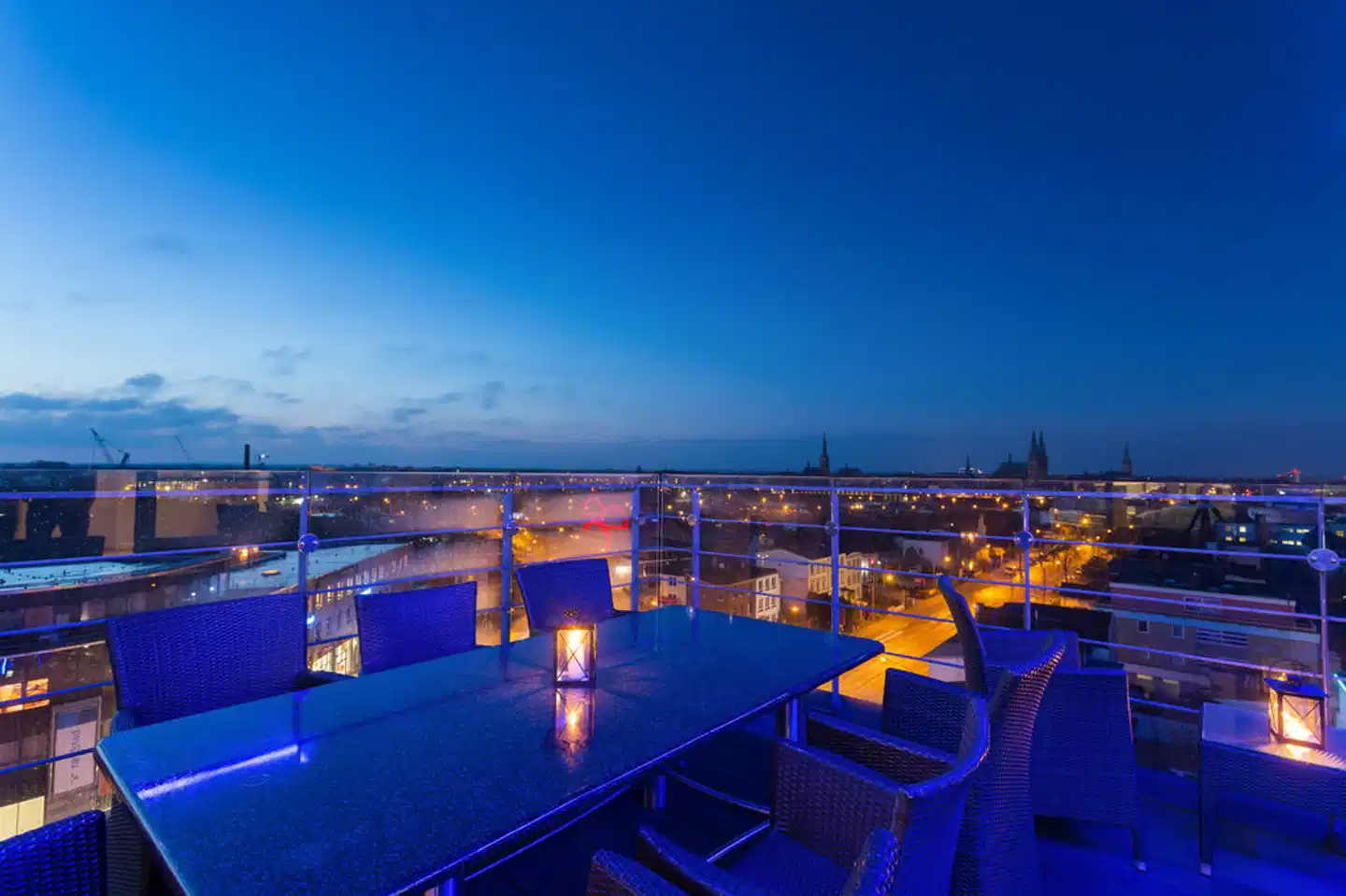 Hotel Vier Jahreszeiten Lübeck Terrasse