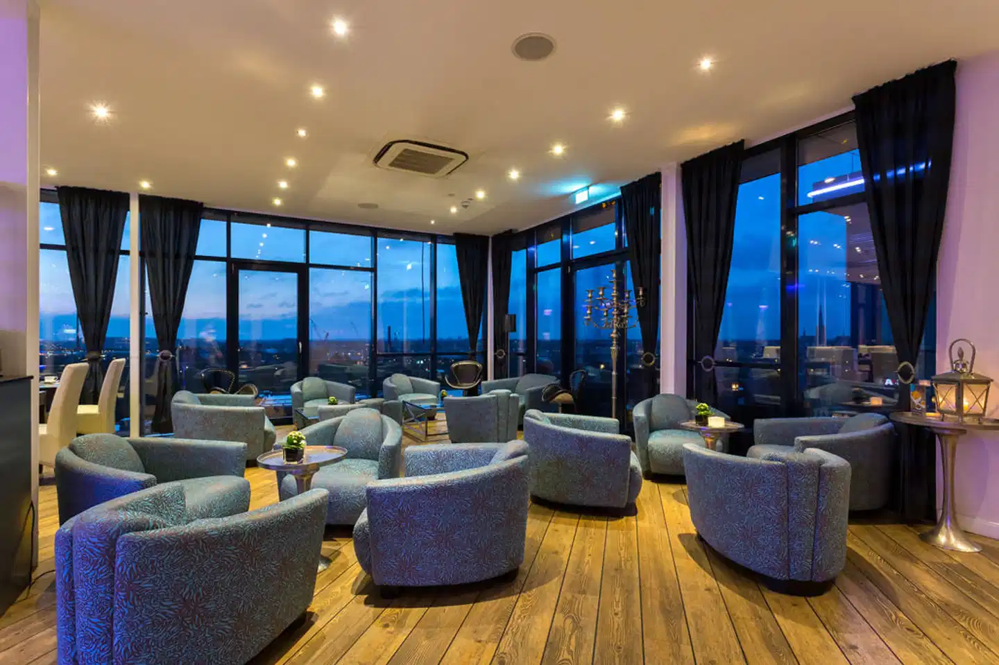 Hotel Vier Jahreszeiten Lübeck Lobby