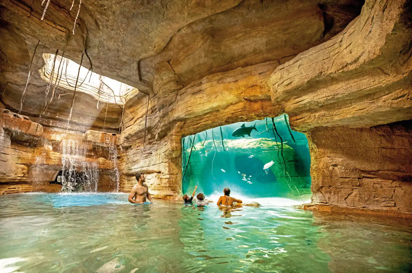 The Royal at Atlantis Hallenbad