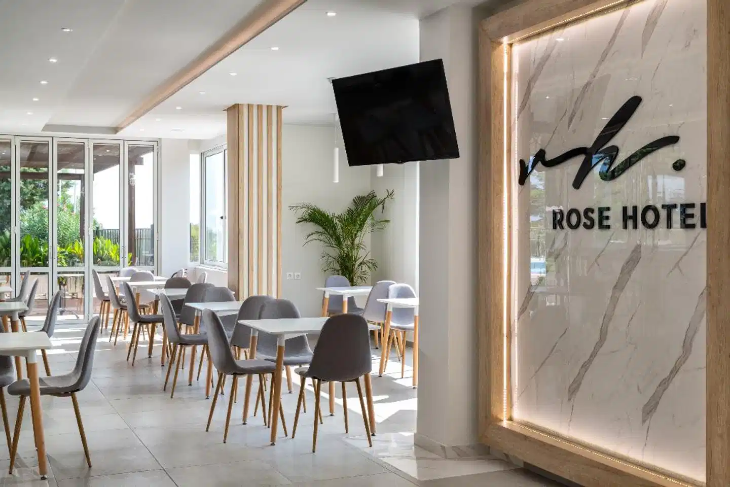 Rose Hotel Restaurant