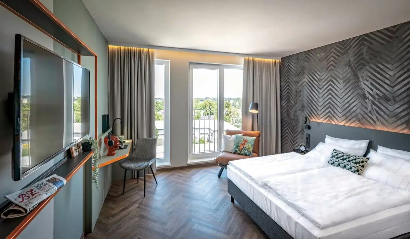 LOGINN Hotel Berlin Airport Wohnbeispiel