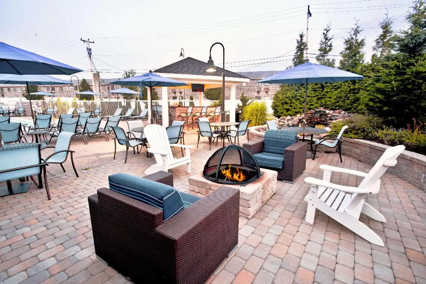 Hampton Inn & Suites Cape Cod-West Yarmouth Terrasse