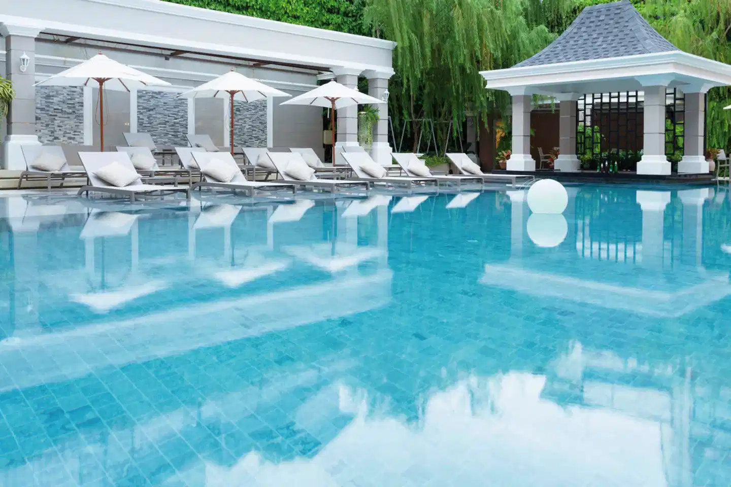 The Beverly Hotel Pattaya Pool