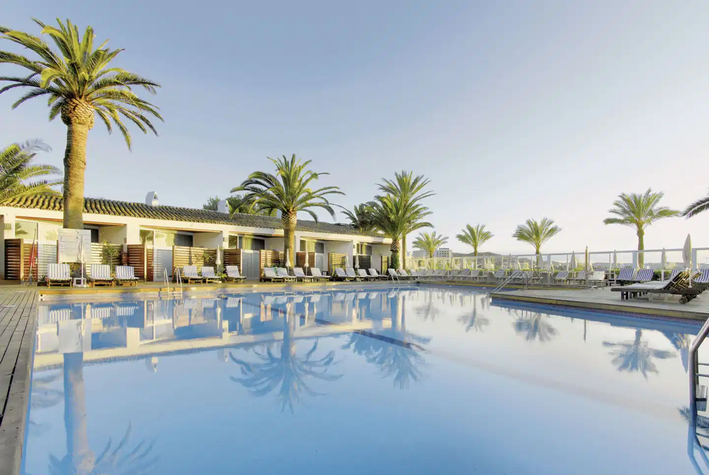 Palladium Palmyra Pool