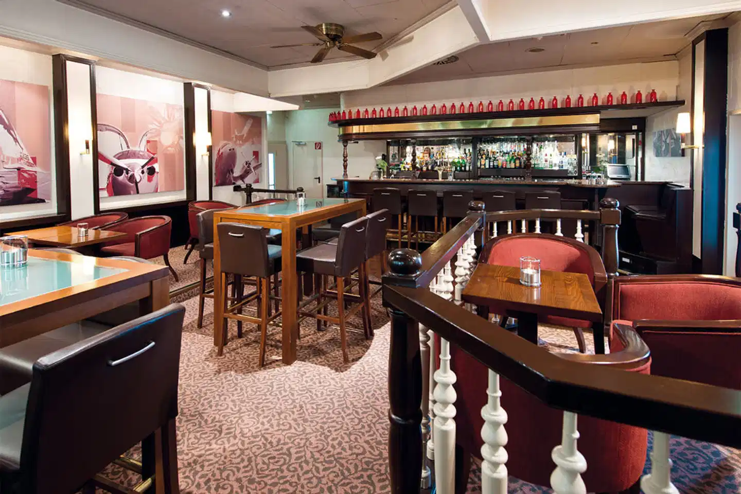 Leonardo Hotel Köln Bonn Airport Bar