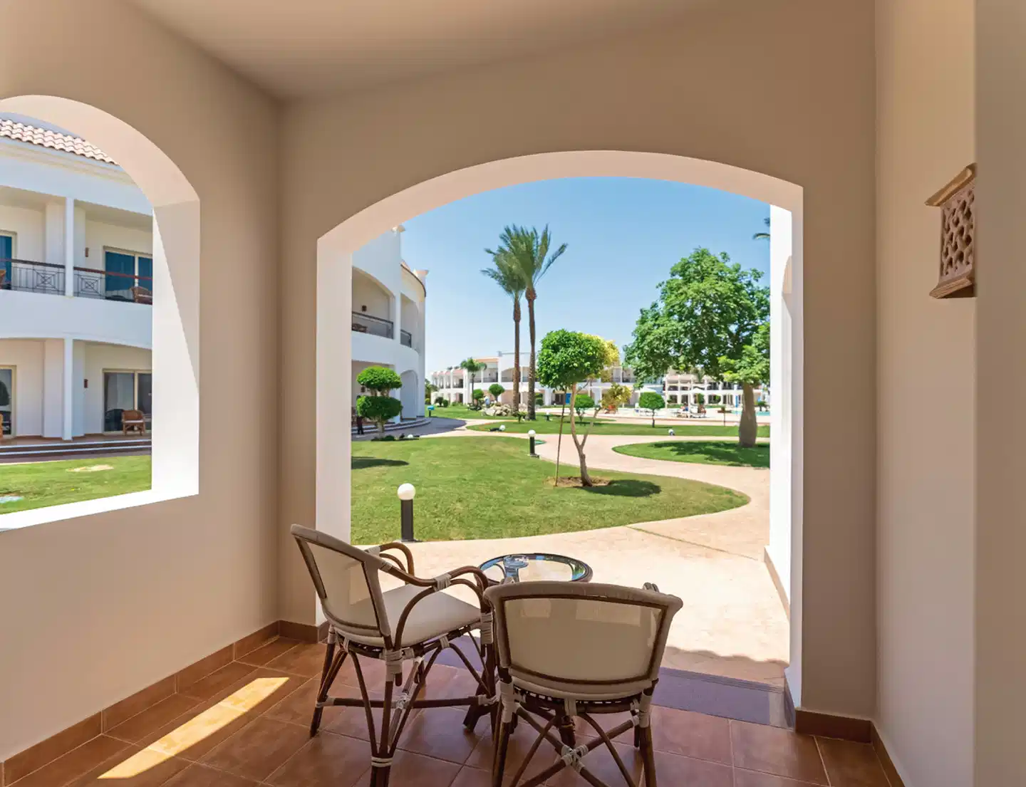 SUNRISE Alma Bay Resort Terrasse