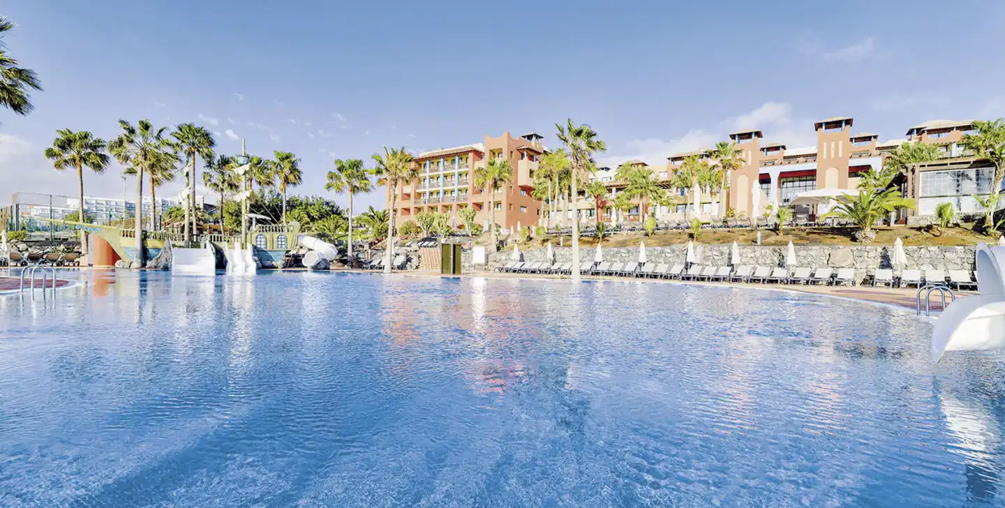 H10 Tindaya Aussenansicht