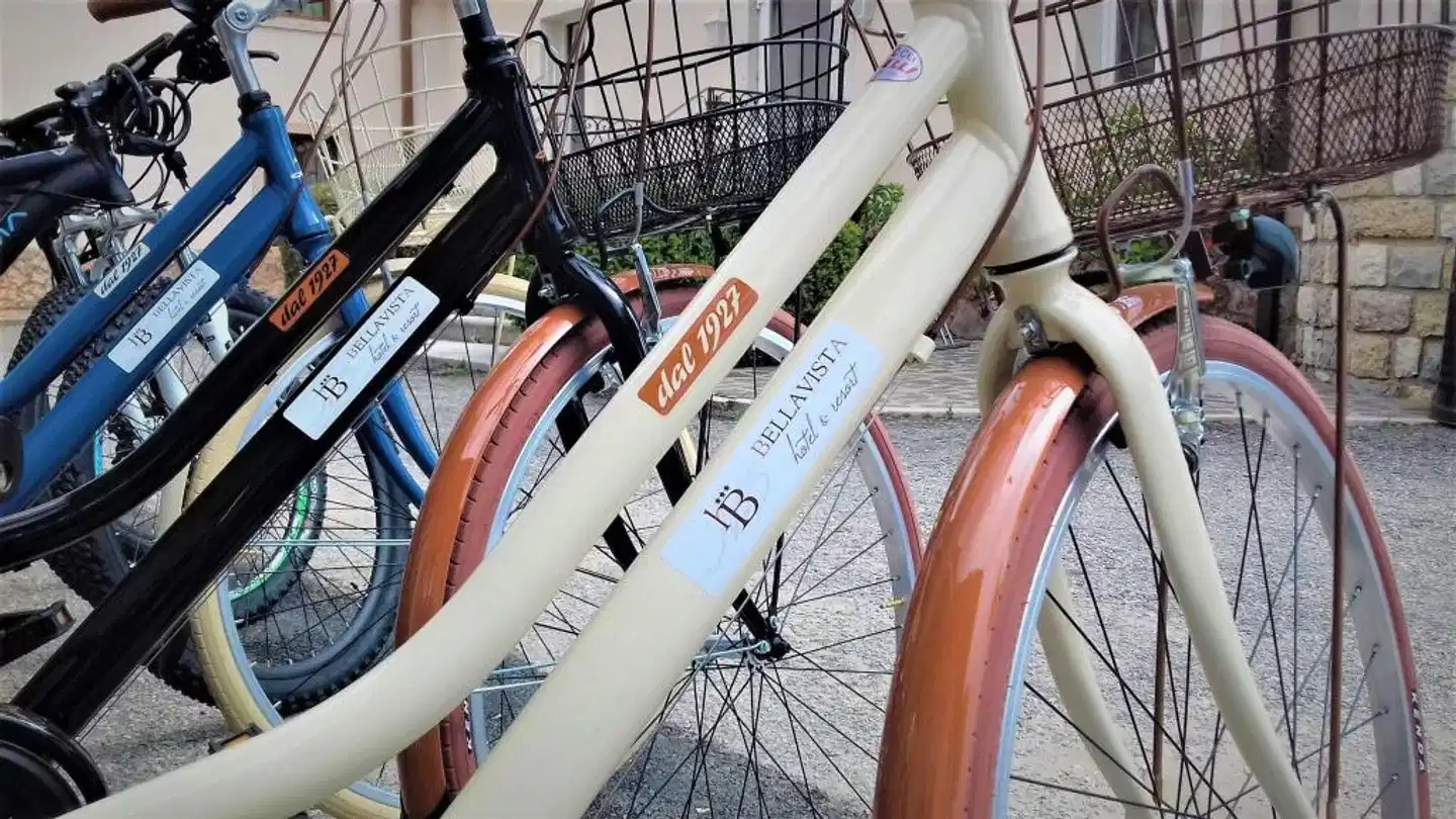 Bellavista Hallenbad