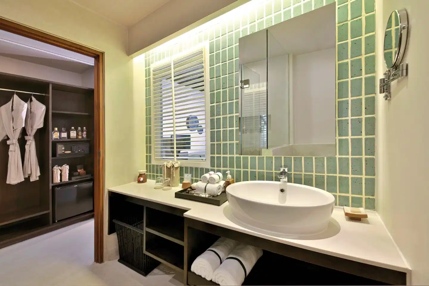 Buri Rasa Village Phangan Badezimmer