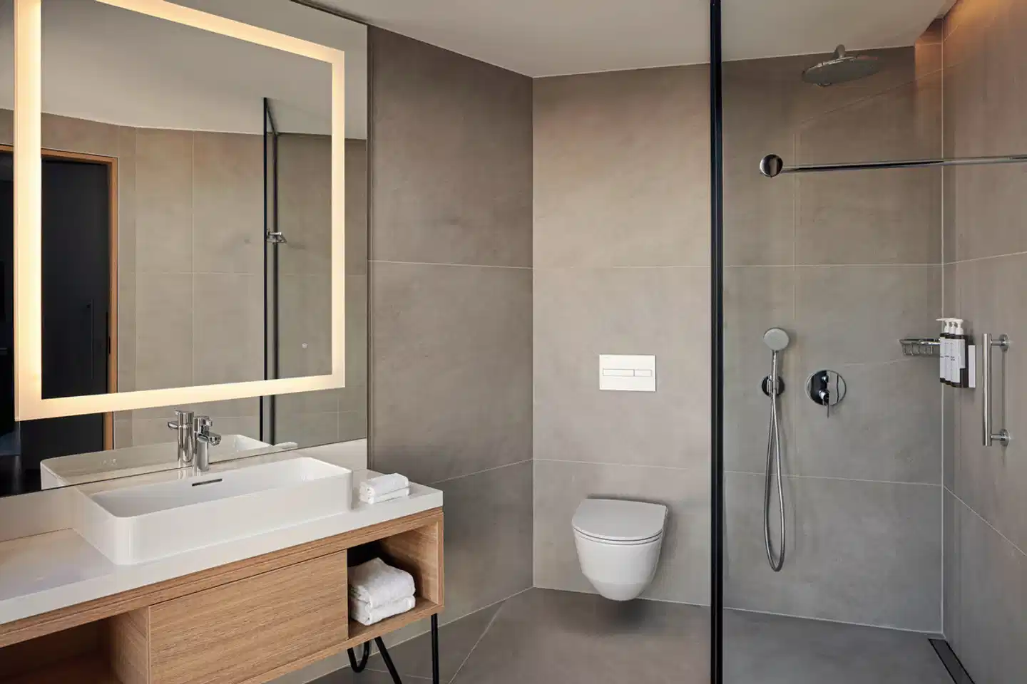 AC Hotel Split by Marriott Badezimmer