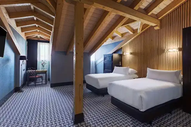 Room Mate Alba Wohnbeispiel