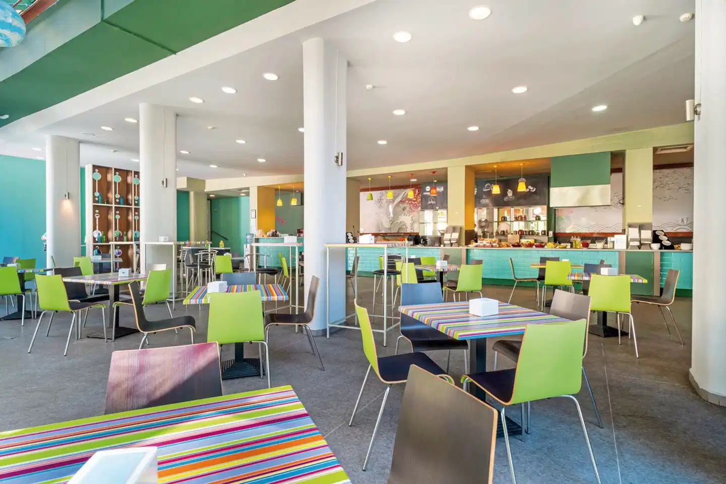 MPM Kalina Garden Bar