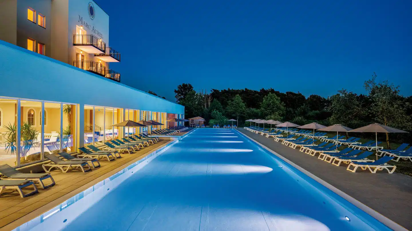 Dorint Marc Aurel Resort Bad Gögging Pool