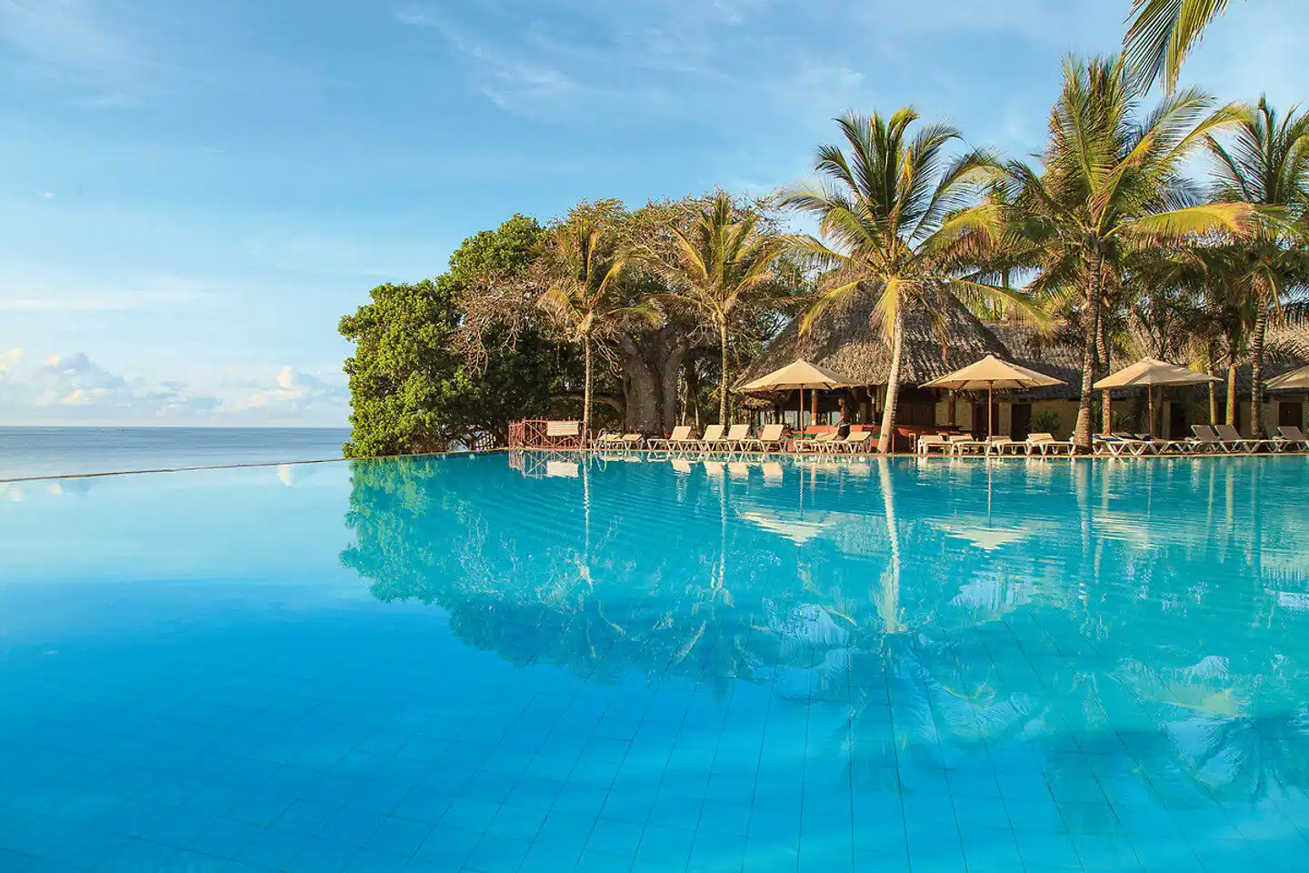 Baobab Beach Resort & Spa Pool