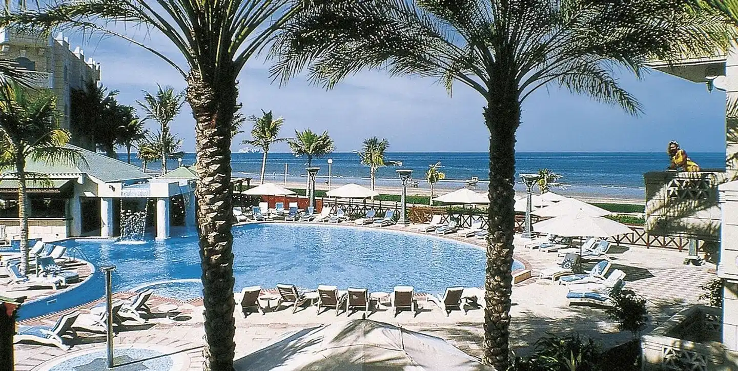 Grand Hyatt Muscat Pool