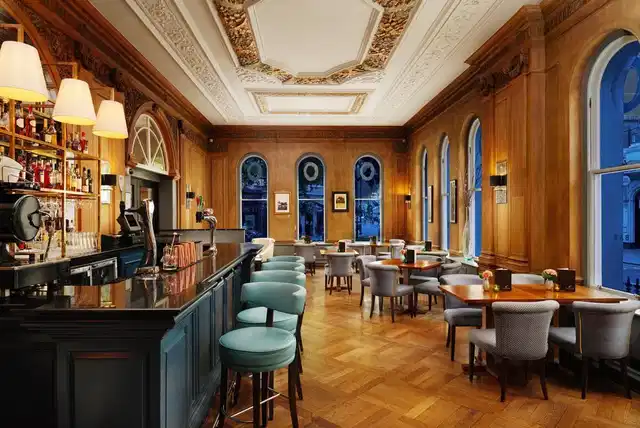 The Bailey's Hotel London Bar