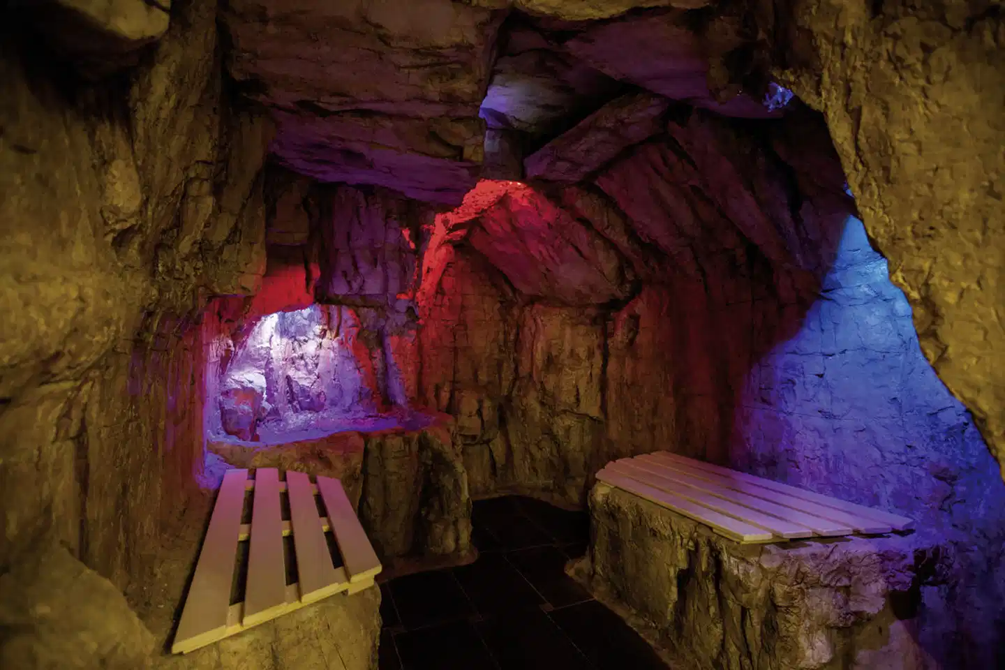 Marina Grand Beach Personen