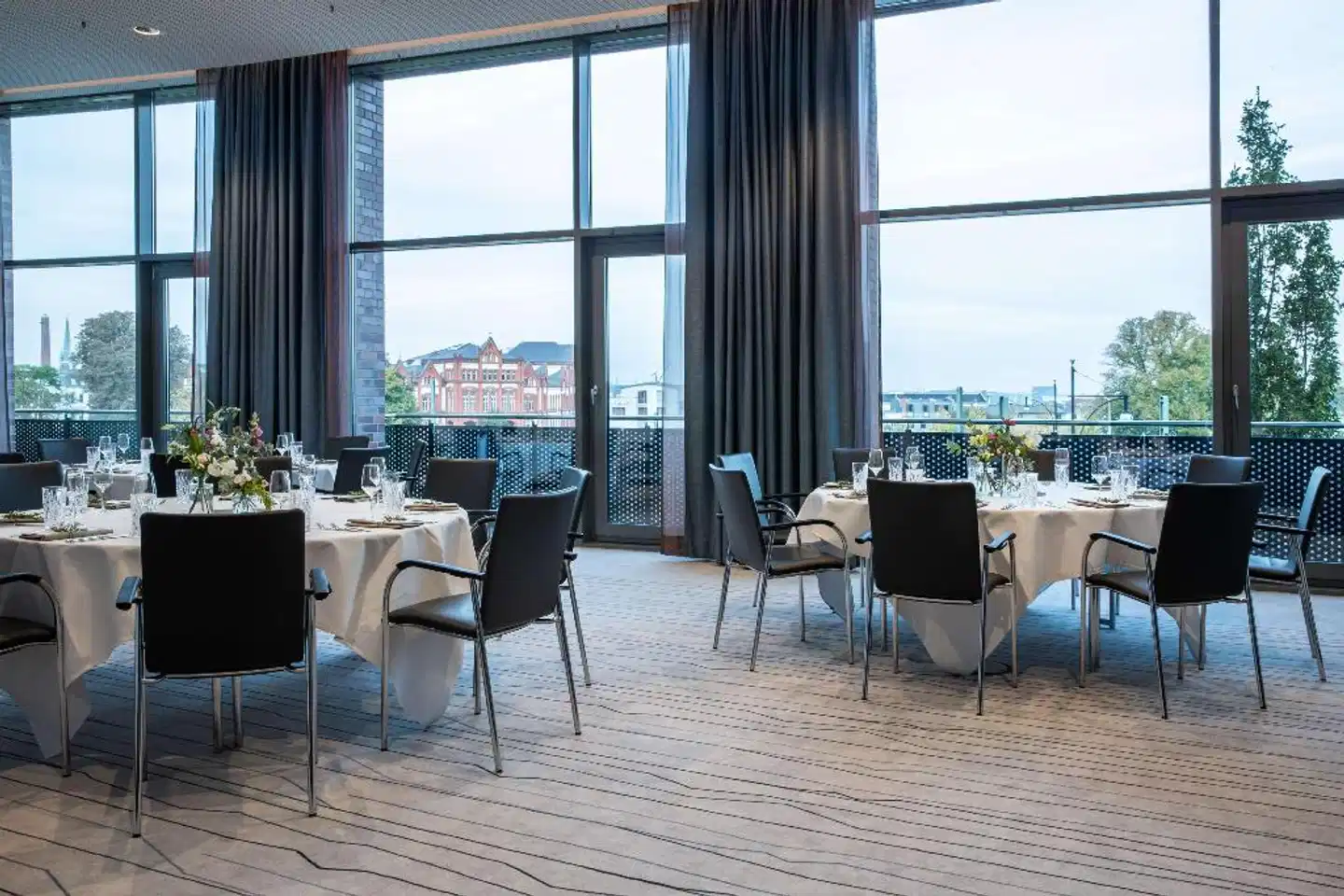 Scan Hotels City Restaurant