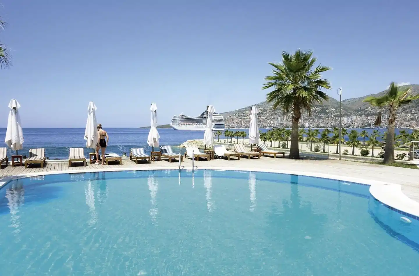 Santa Quaranta Premium Resort Pool