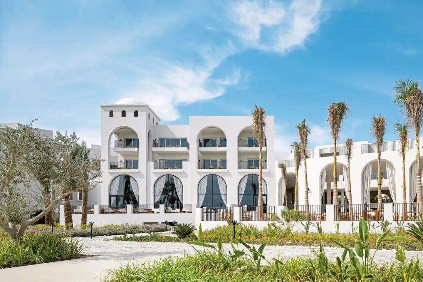 Serry Beach Resort Aussenansicht