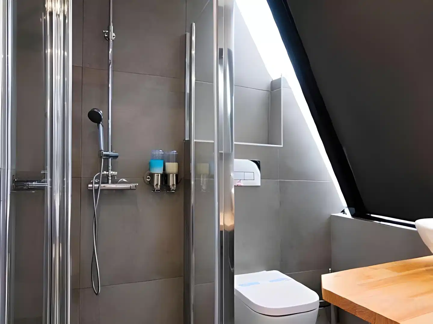 Olvia Suites Badezimmer