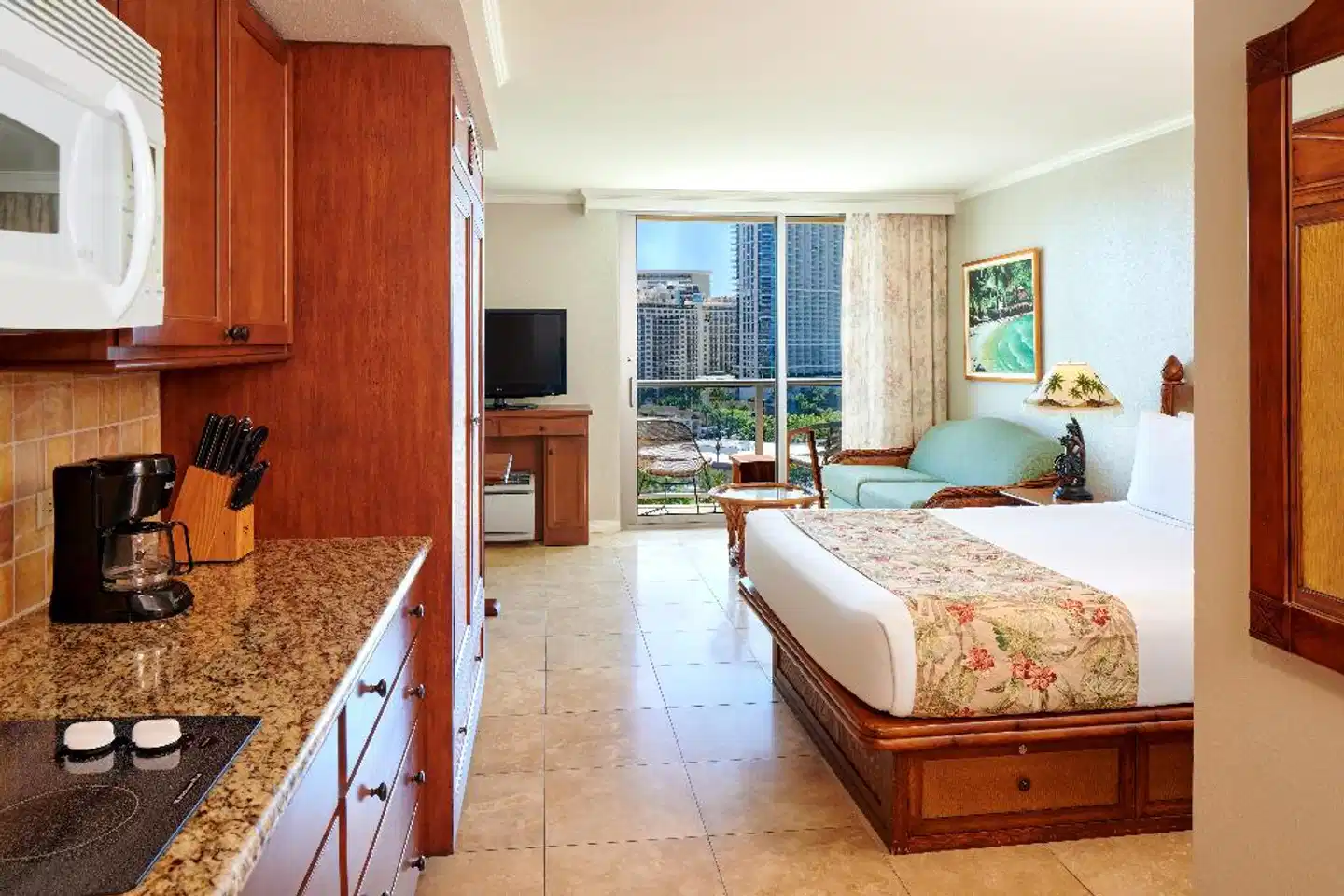 Luana Waikiki Hotel & Suites Wohnbeispiel