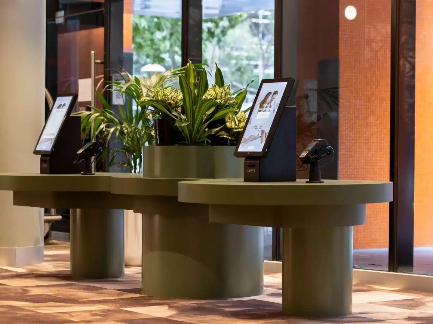 Mercure Melbourne Southbank Lobby