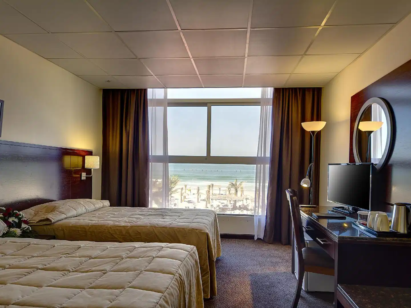 Ajman Beach Hotel Wohnbeispiel