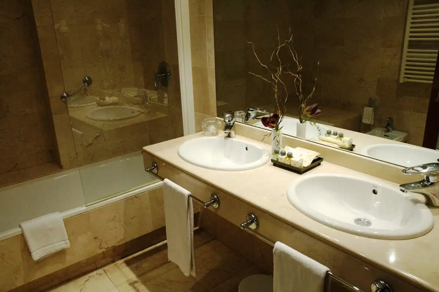 Mariano Cubi Badezimmer