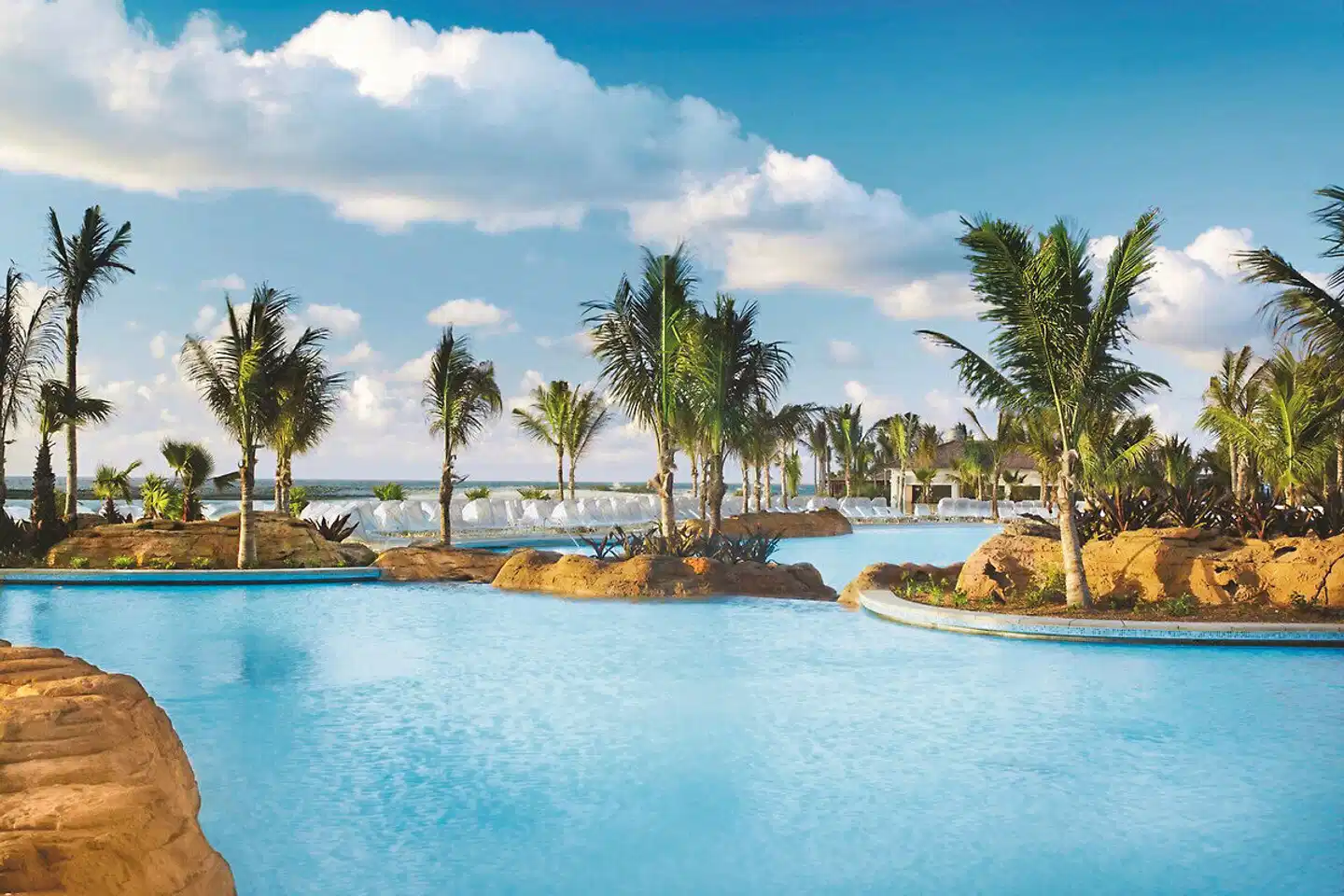 The Cove at Atlantis Pool