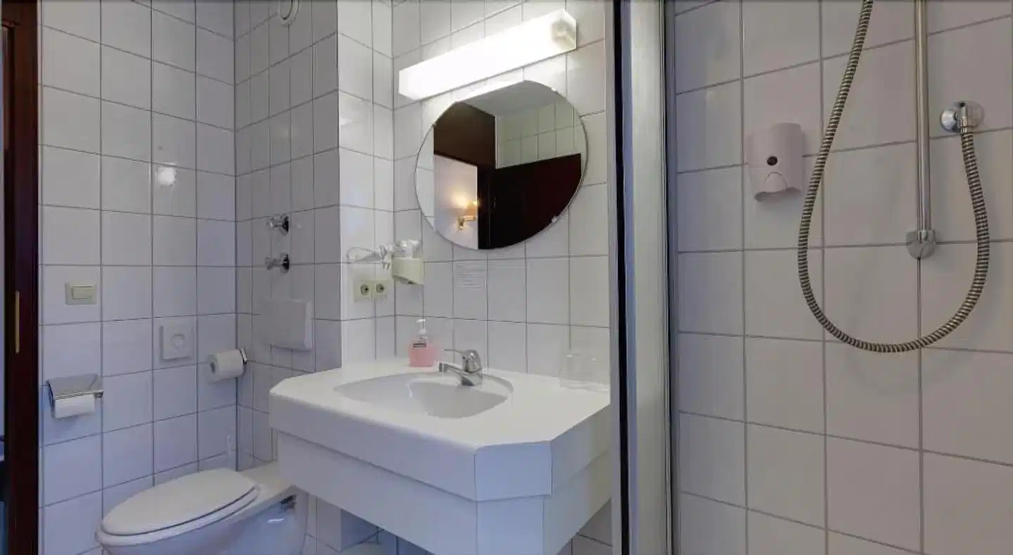 Astoria am Urachplatz Badezimmer