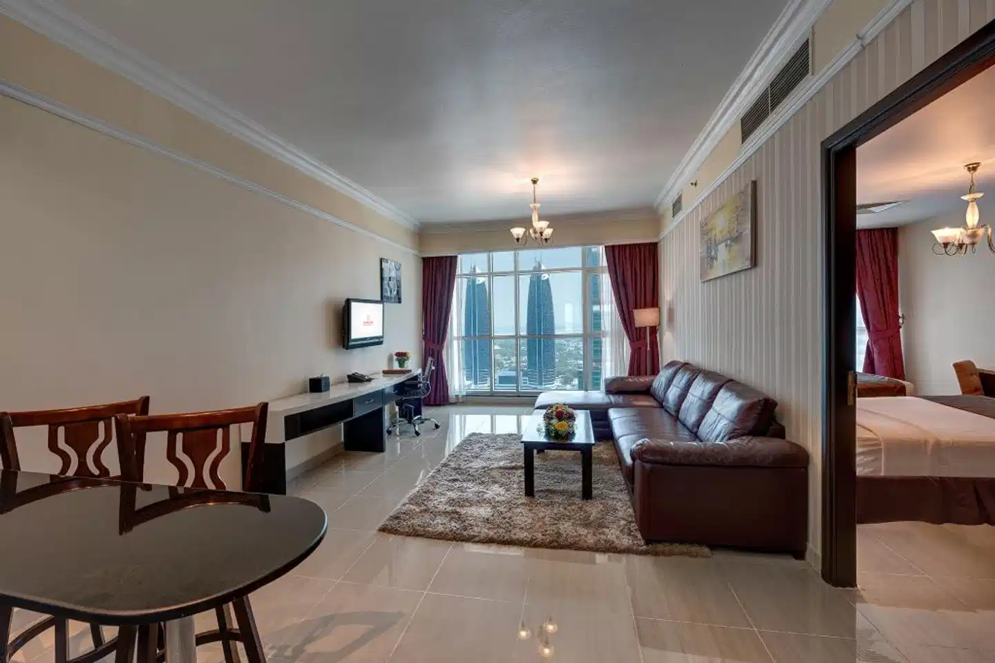 Sunday Mega Hotel Sheikh Zayed Road Near DIFC Lobby