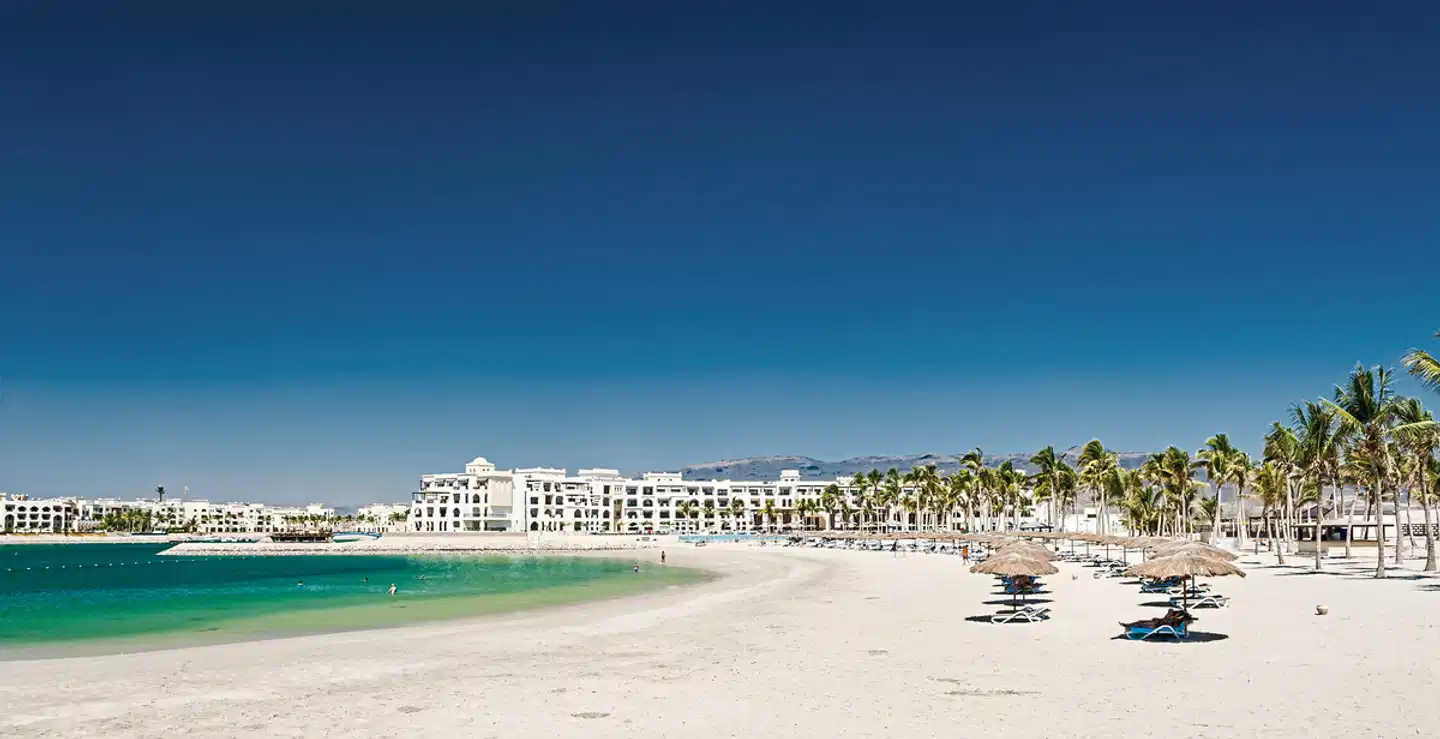 Fanar Hotel & Residences Strand