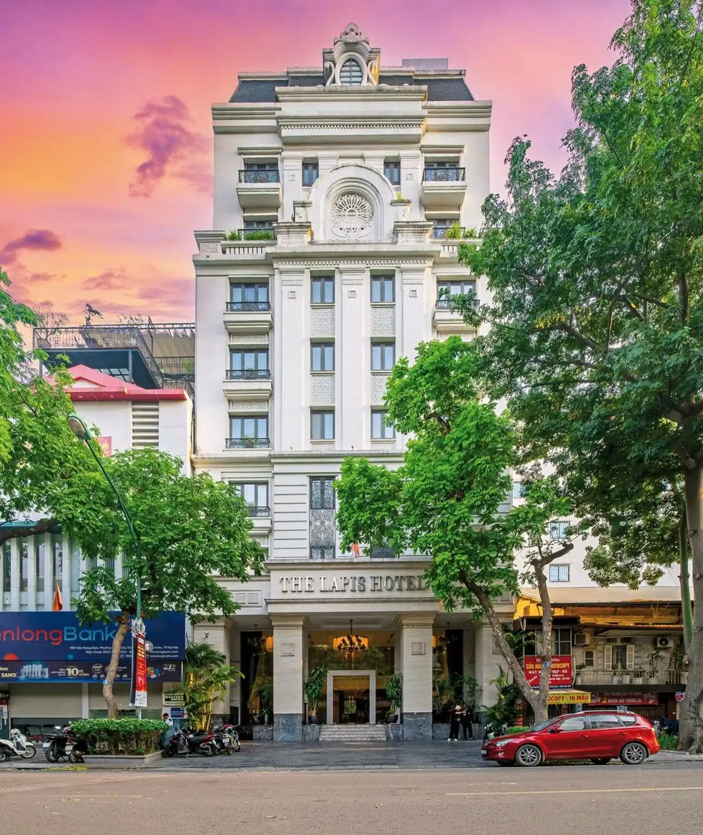 The Lapis Hotel Aussenansicht