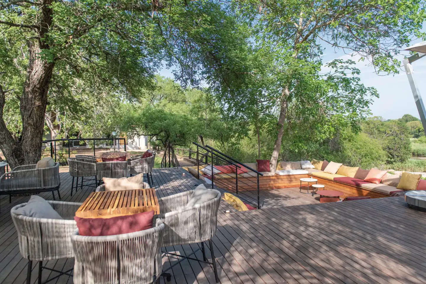 Kruger Shalati - The Train on the Bridge Terrasse
