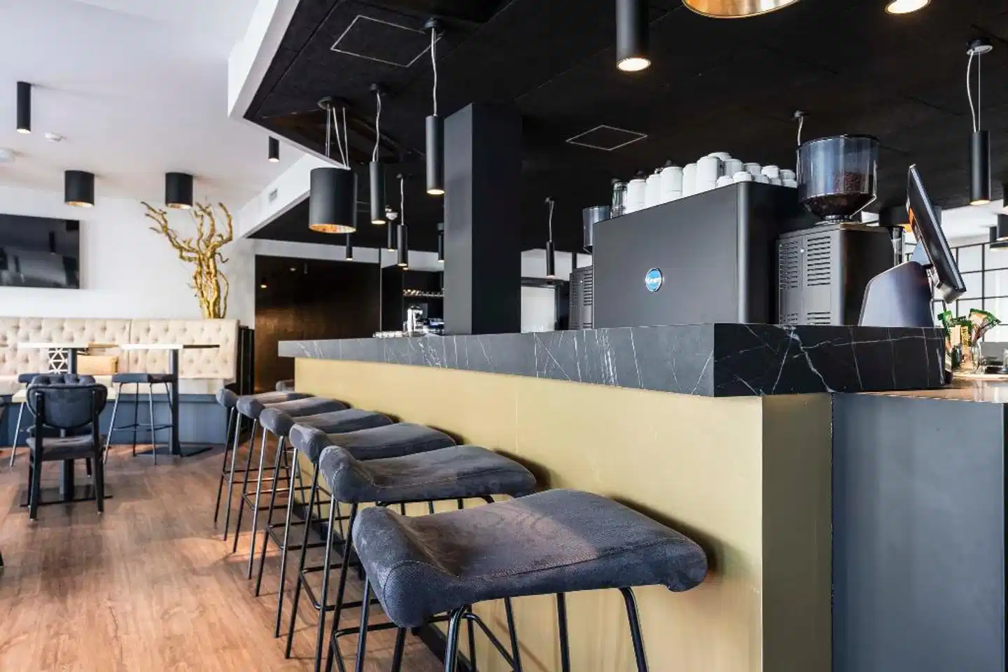 Abasto Hotel München Feldmoching Bar