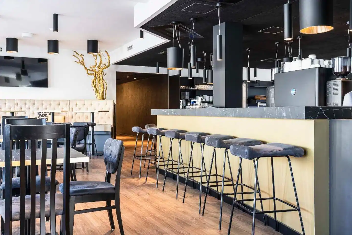 Abasto Hotel München Feldmoching Bar