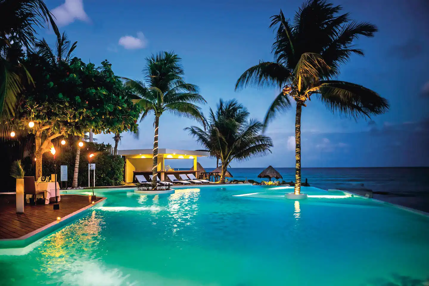 The Beachfront by The Fives Hotels Pool