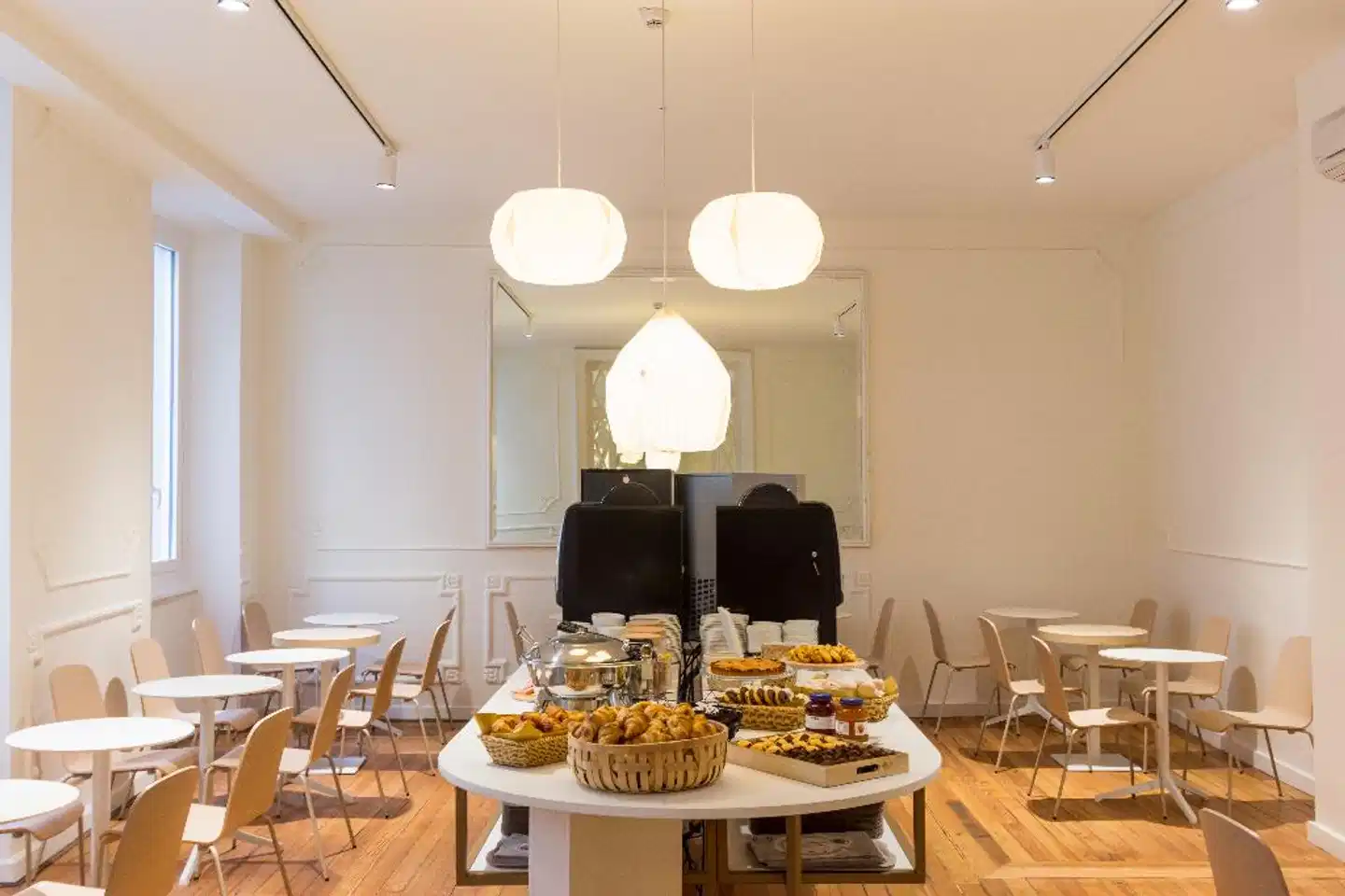 B&B Hotel Genova Restaurant