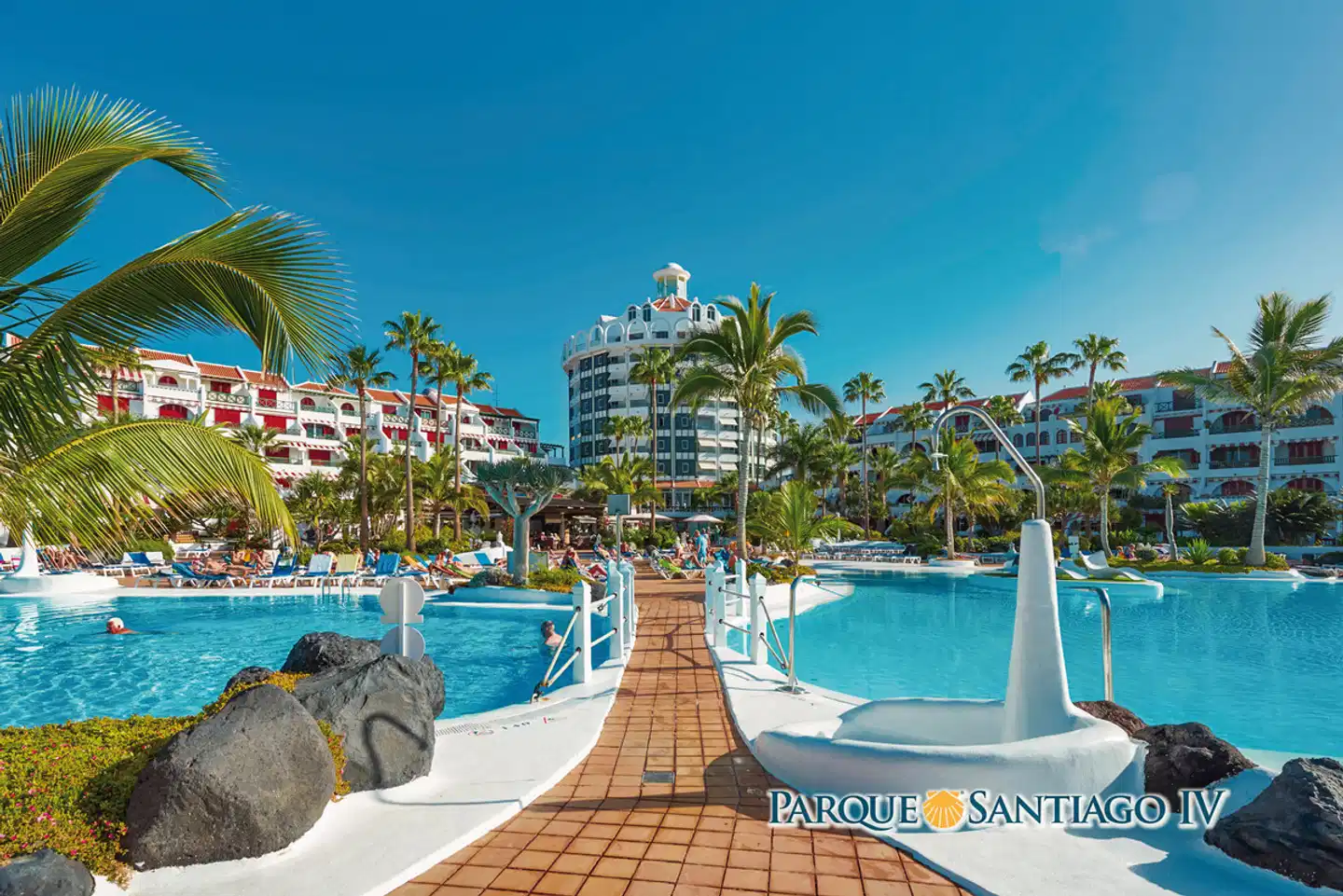 Parque Santiago IV Pool